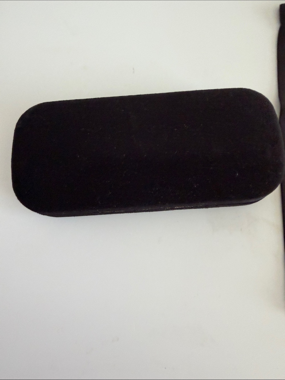 Gucci Black Velvet Sunglasses Case with Light Blue Interior - Picture 5 of 6